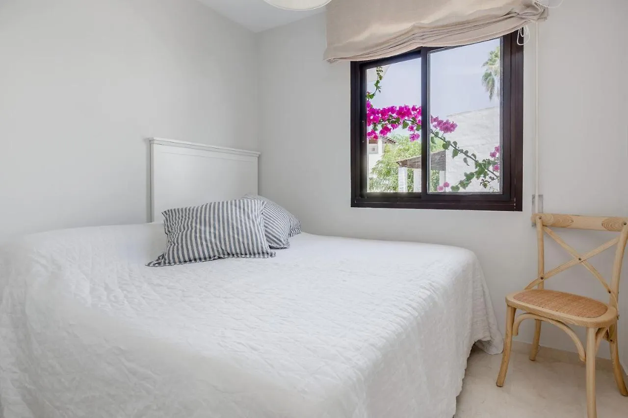 Holiday home Charming Beachside Townhouse In San Pedro A Lovely Retreat Steps From The Shore Marbella