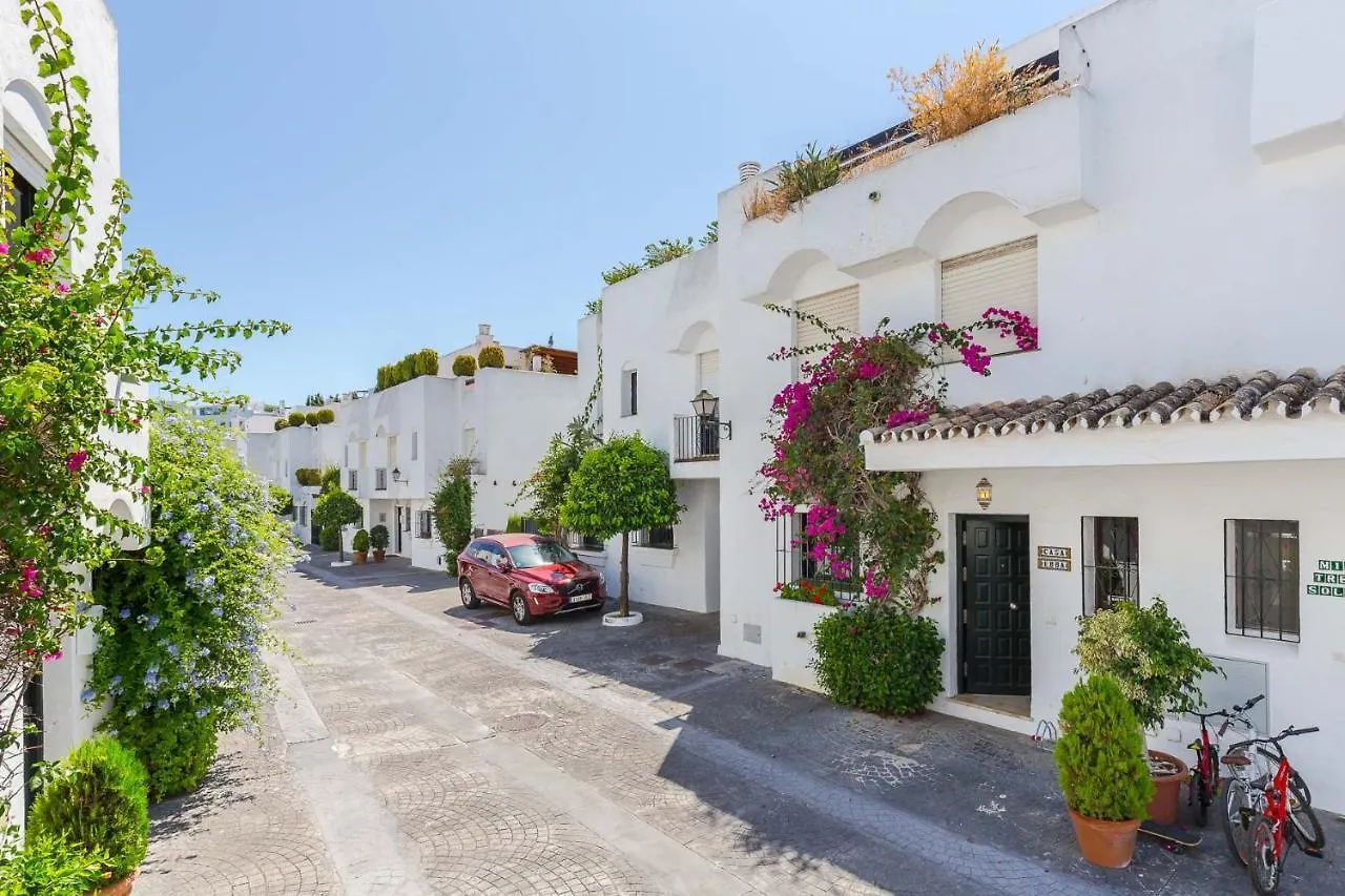 Charming Beachside Townhouse In San Pedro A Lovely Retreat Steps From The Shore Marbella Holiday home