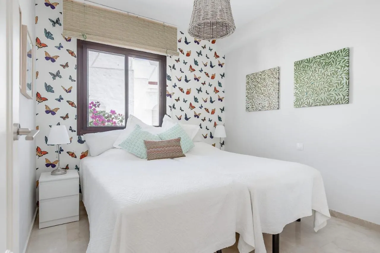 Charming Beachside Townhouse In San Pedro A Lovely Retreat Steps From The Shore Marbella Holiday home