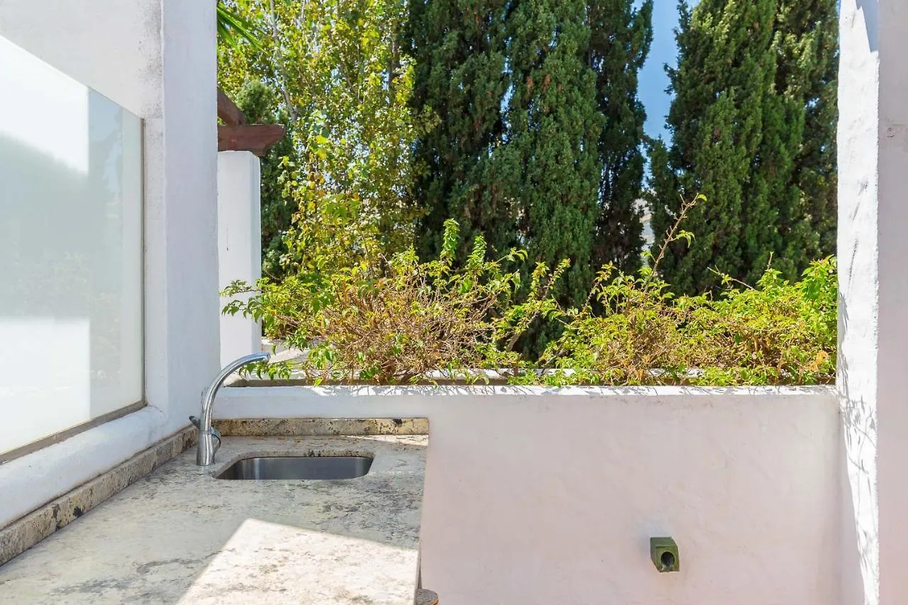 Holiday home Charming Beachside Townhouse In San Pedro A Lovely Retreat Steps From The Shore Marbella