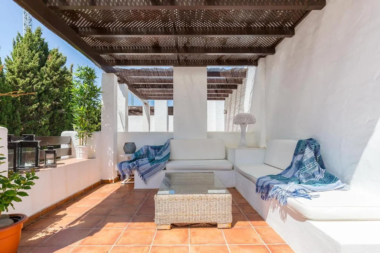 Charming Beachside Townhouse In San Pedro A Lovely Retreat Steps From The Shore Marbella